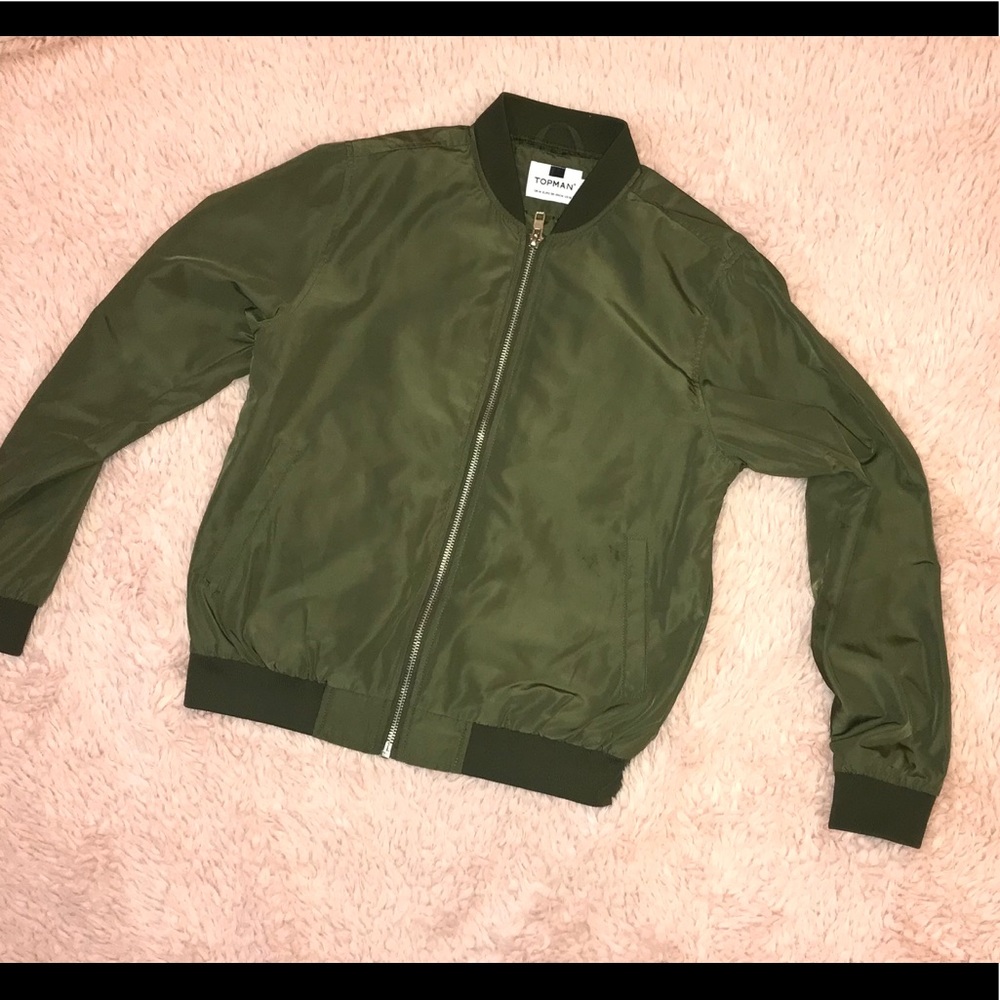 Men’s top man light weight bomber jacket NWOT